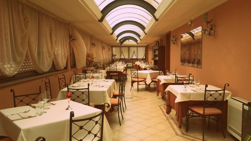 Hotel De Paris Τέρνι Εξωτερικό φωτογραφία