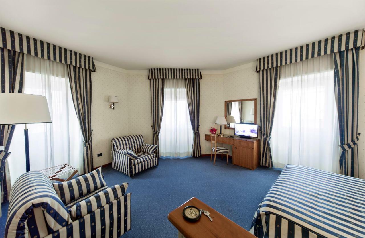 Hotel De Paris Τέρνι Εξωτερικό φωτογραφία
